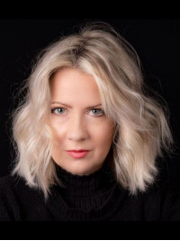 Platinum Blonde Wavy Lace 12" Without Bangs Wigs