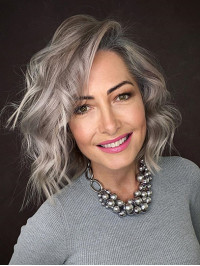 Shoulder Length 14" Wavy Layered Lace Front Wigs For Women