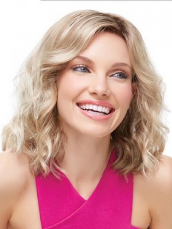 Medium Blonde Wavy Wig